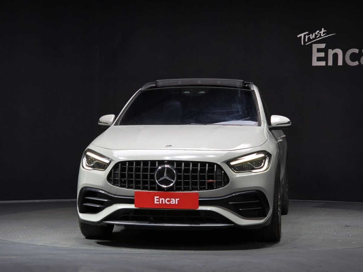 MERCEDES BENZ GLA-CLASS H247