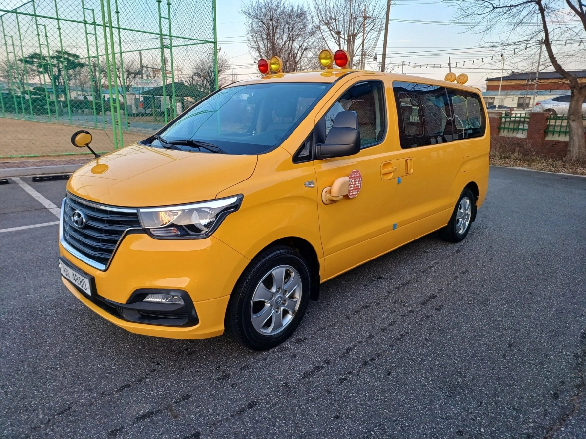 HYUNDAI STAREX GRAND 2021