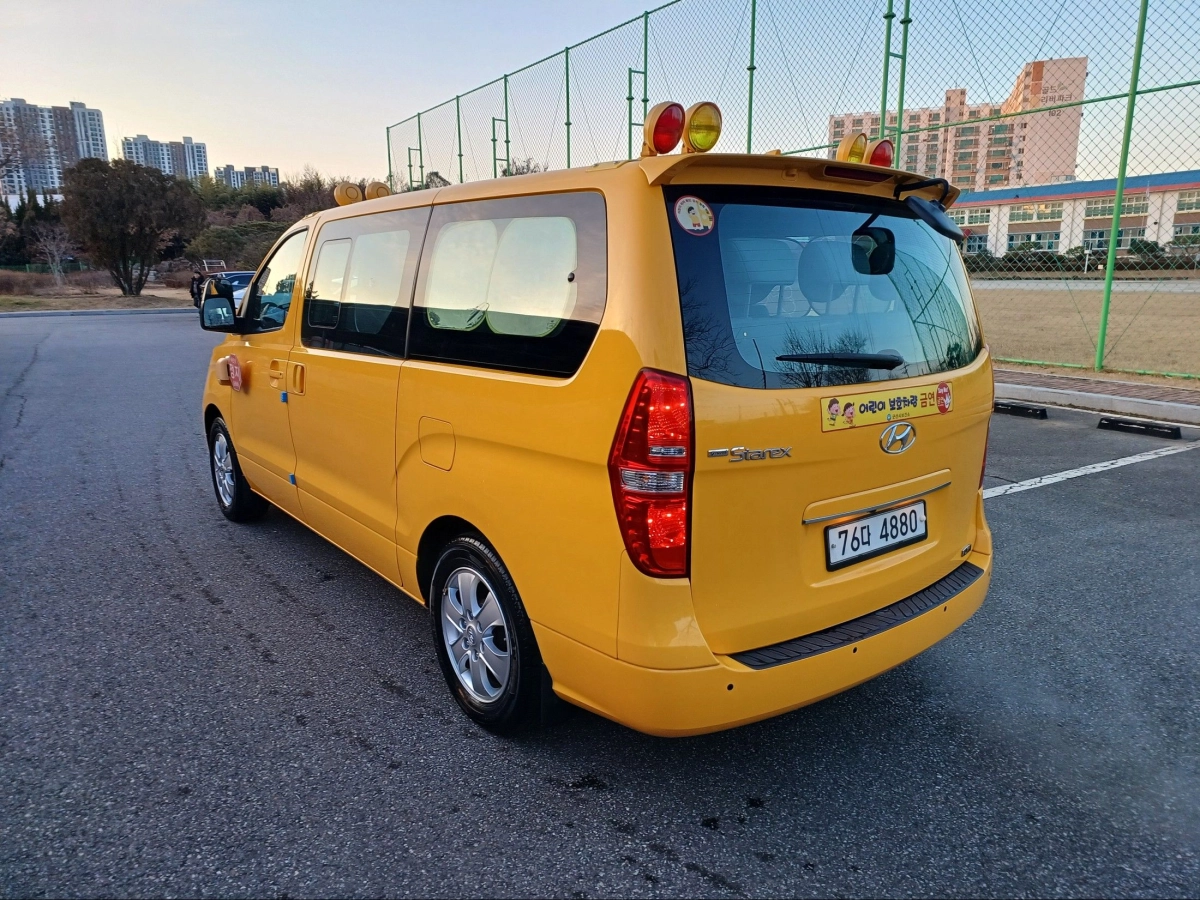 HYUNDAI STAREX GRAND