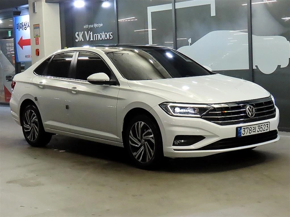 VOLKSWAGEN JETTA  2021