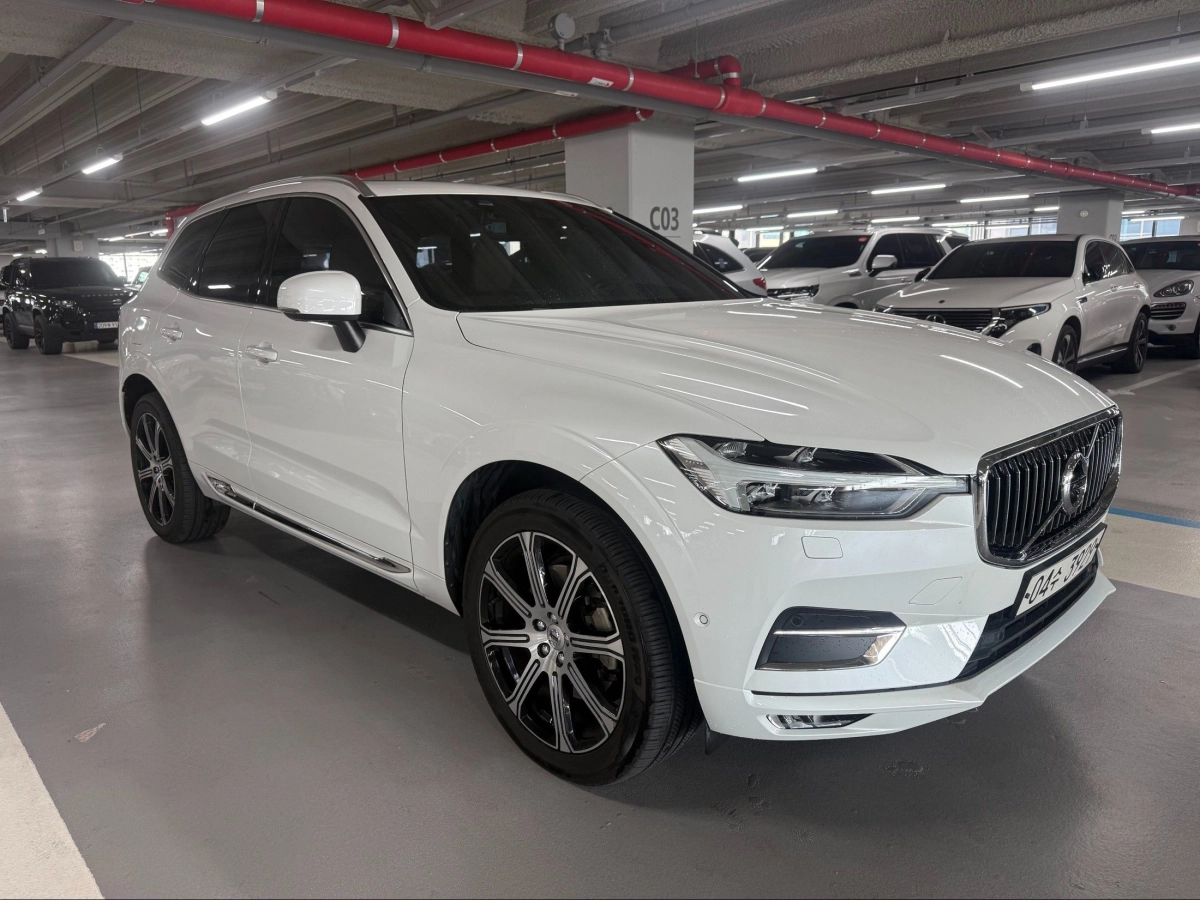 VOLVO XC60  2019