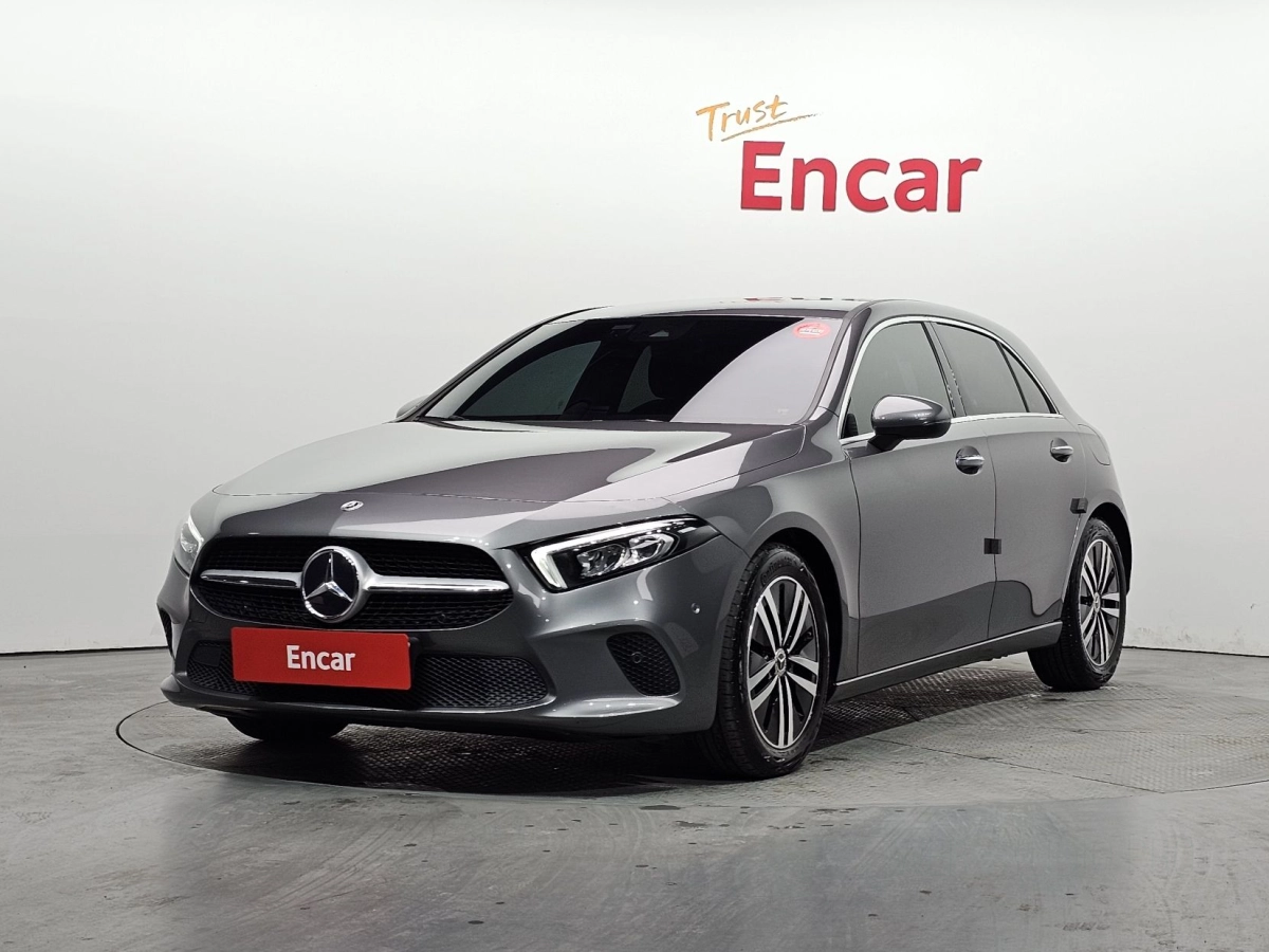 MERCEDES BENZ A-CLASS W177  2022