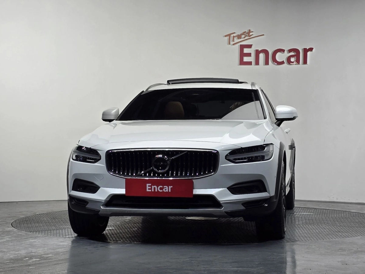 VOLVO V90 CROSS COUNTRY