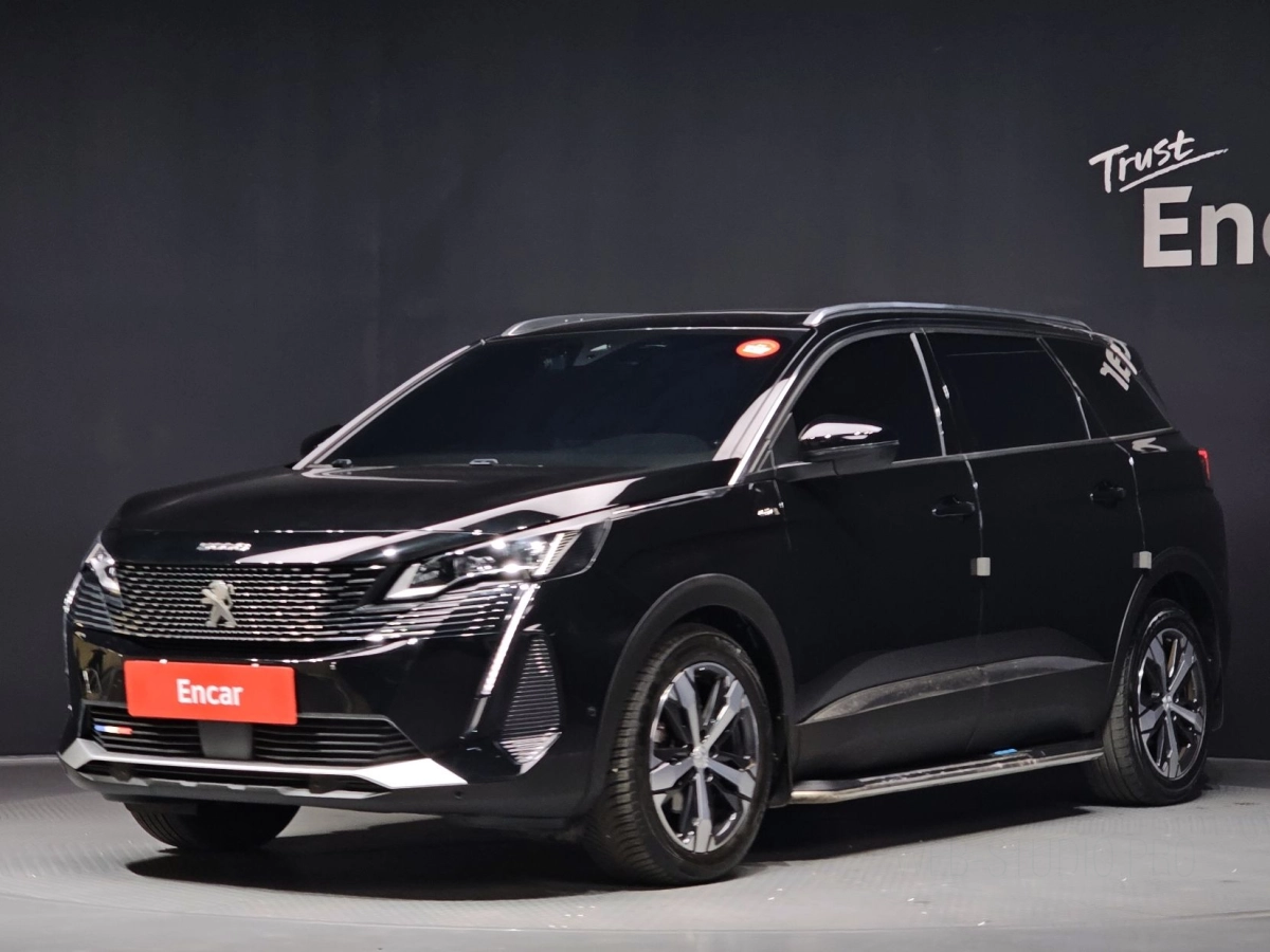 PEUGEOT 5008  2022