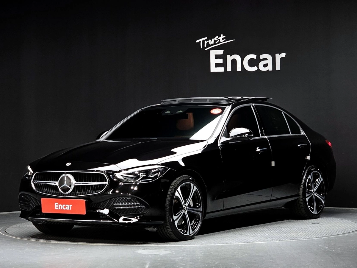 MERCEDES BENZ C-CLASS W206  2023