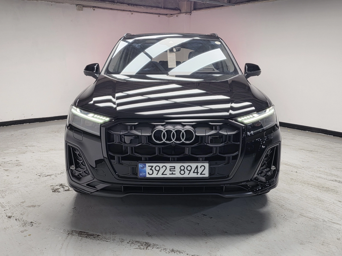 AUDI Q7 4M