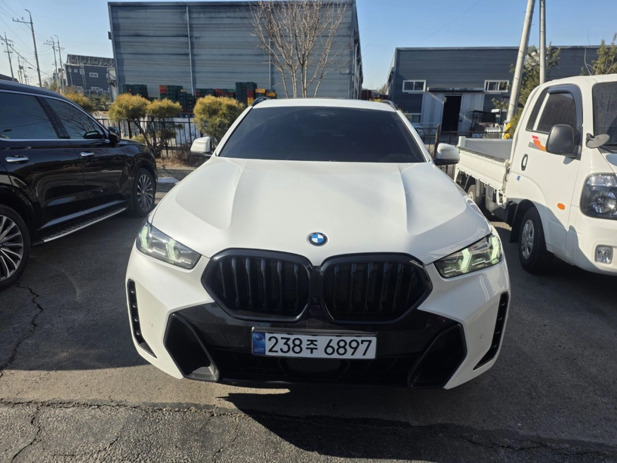 BMW X6 G06 2025