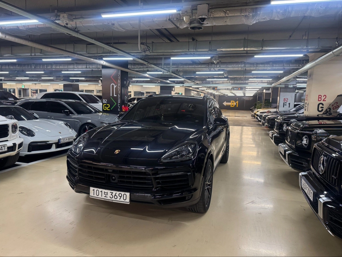 PORSCHE CAYENNE PO536