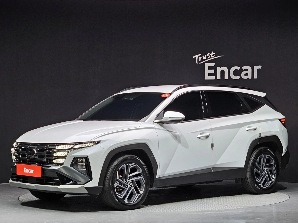 HYUNDAI TUCSON NX4 2024