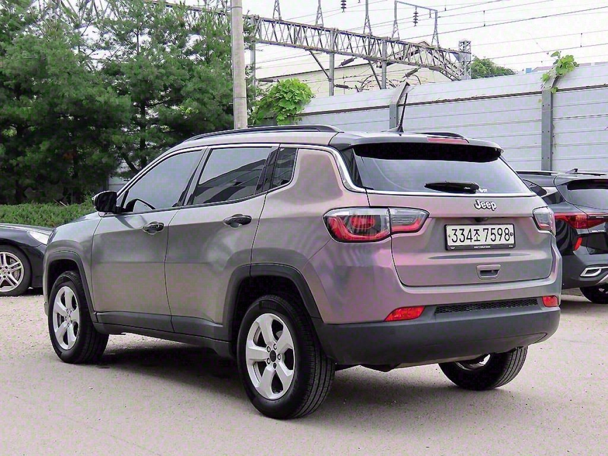 JEEP COMPASS