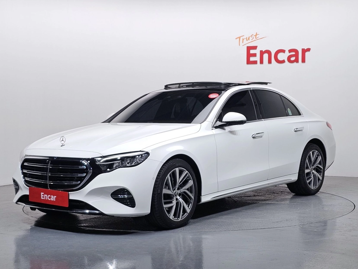 MERCEDES BENZ E-CLASS W214  2024