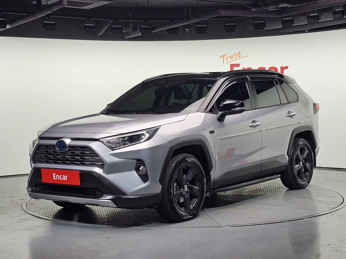 TOYOTA RAV4  2020