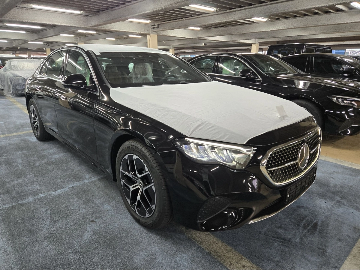 MERCEDES BENZ E-CLASS W214  2026