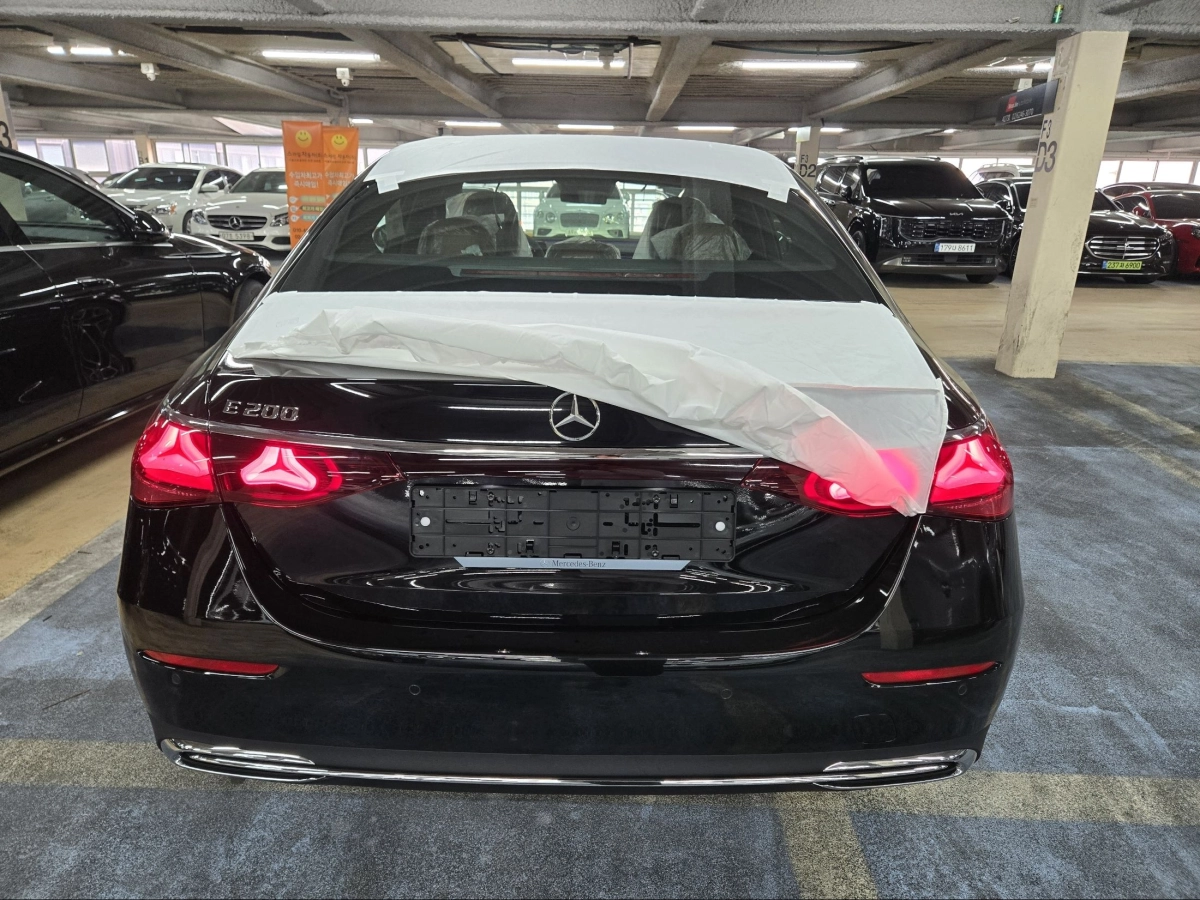 MERCEDES BENZ E-CLASS W214