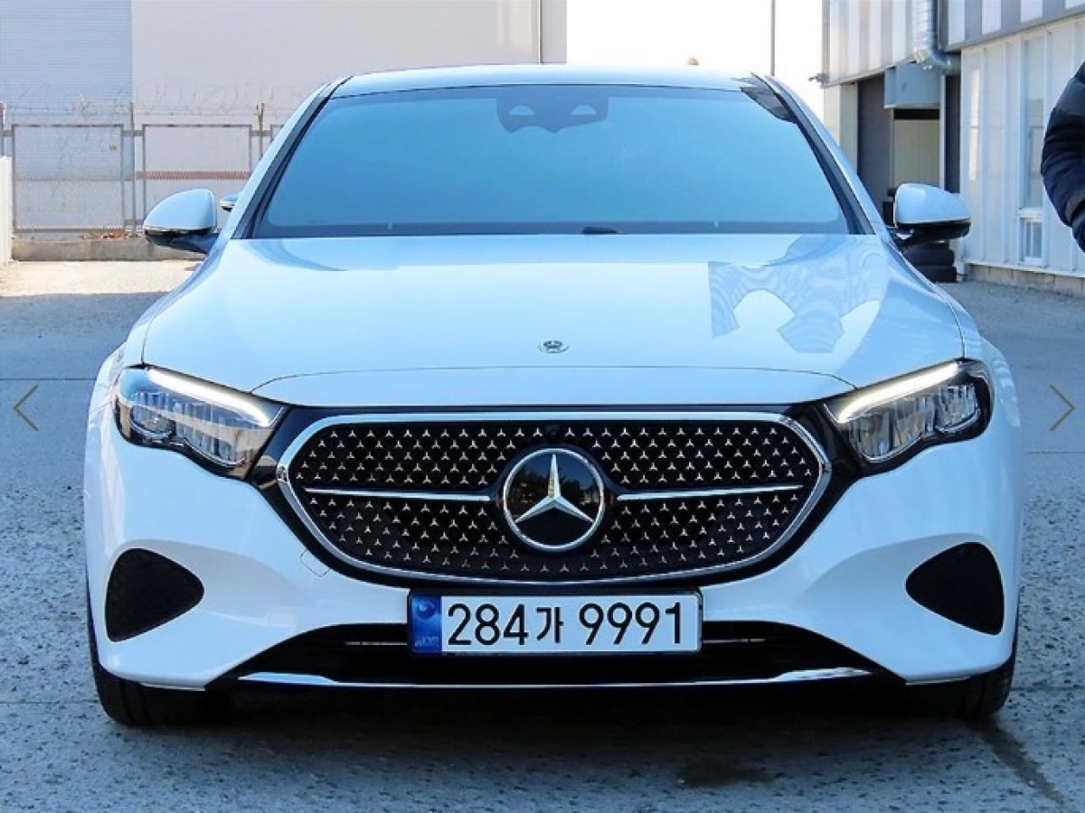MERCEDES BENZ E-CLASS W214  2025