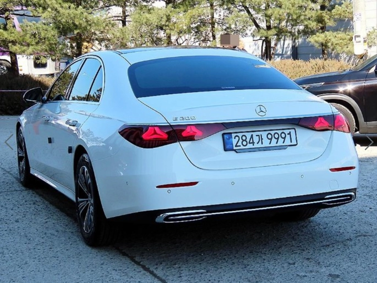 MERCEDES BENZ E-CLASS W214