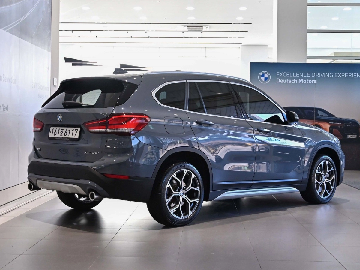 BMW X1 F48