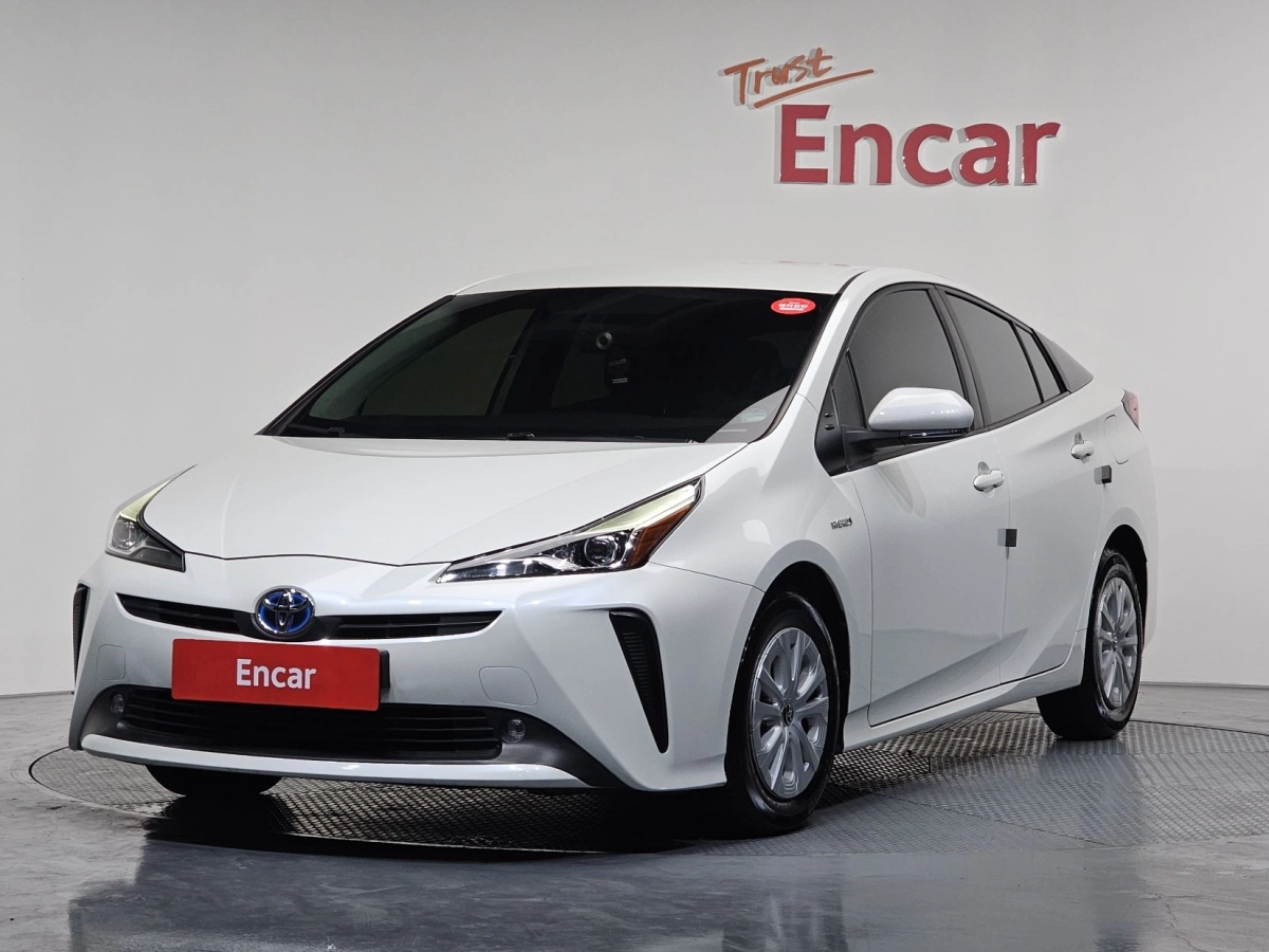 TOYOTA PRIUS  2019