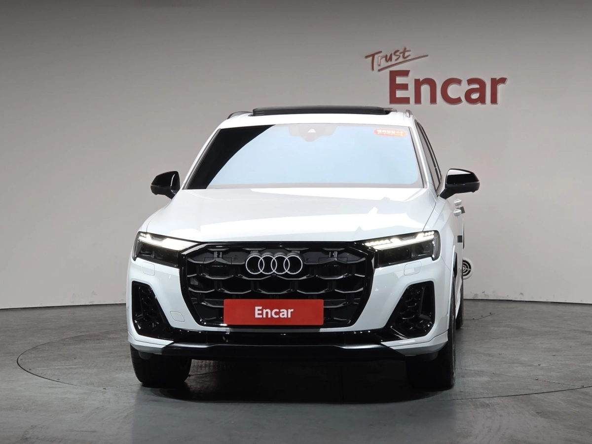 AUDI Q7 4M