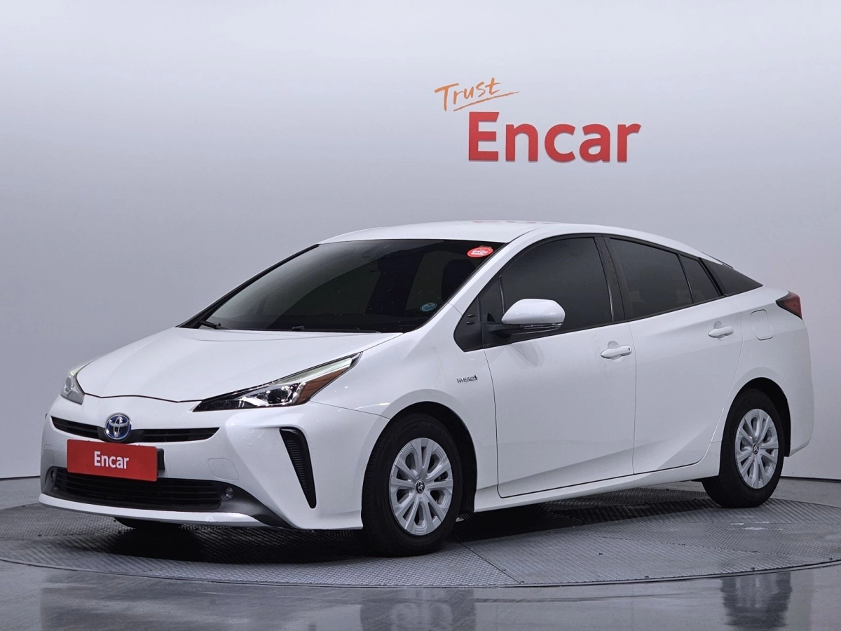 TOYOTA PRIUS  2019