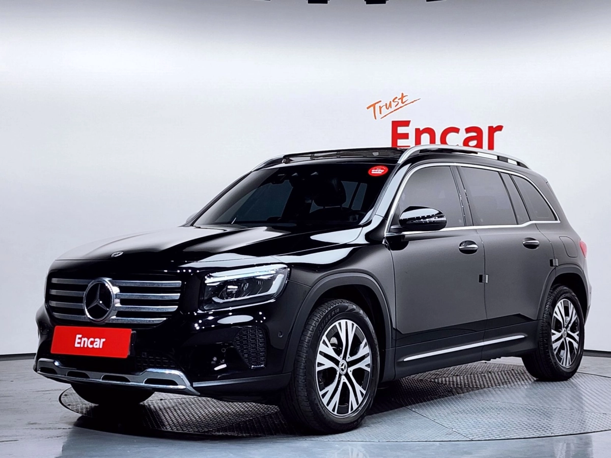 MERCEDES BENZ GLB-CLASS X247  2024