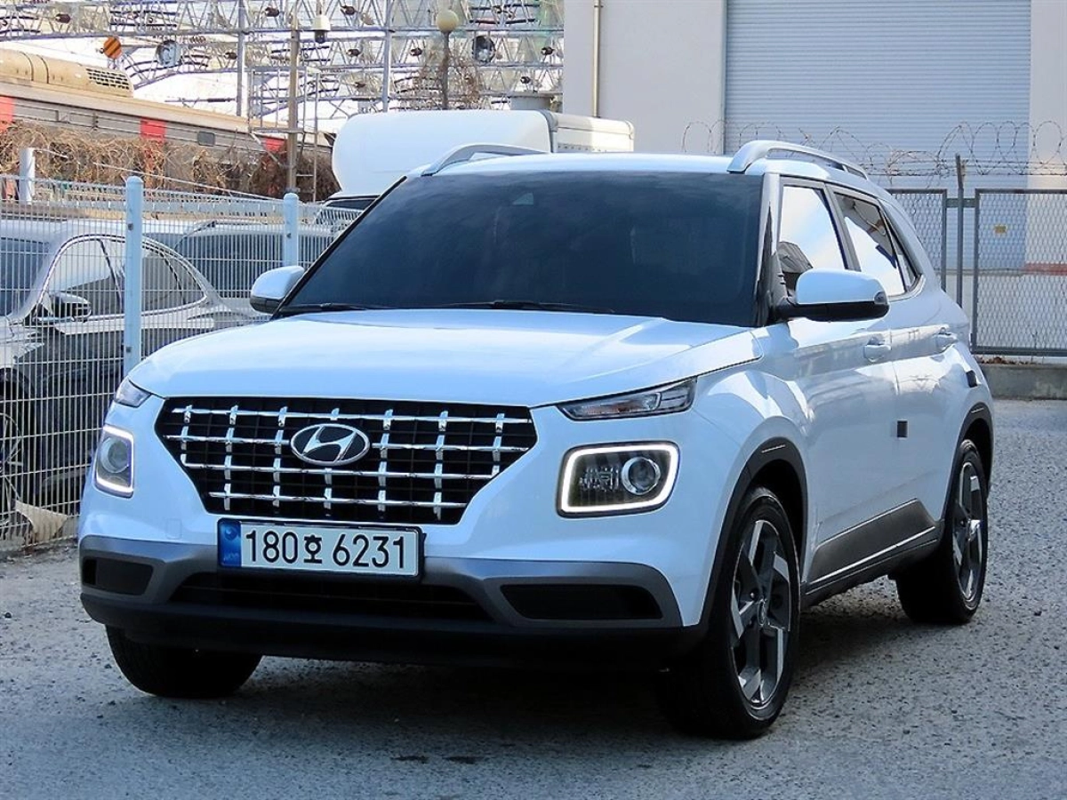 HYUNDAI VENUE  2022