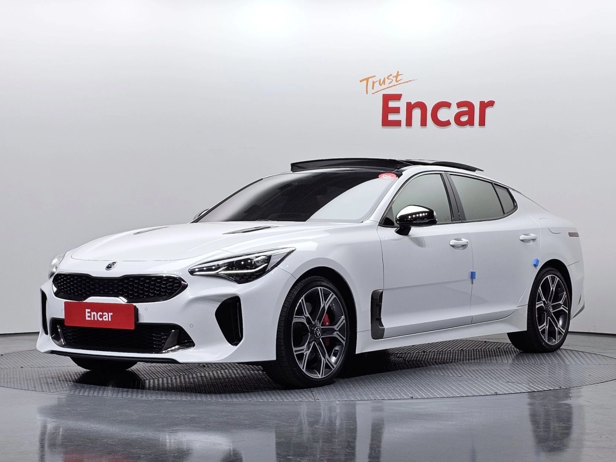 KIA STINGER