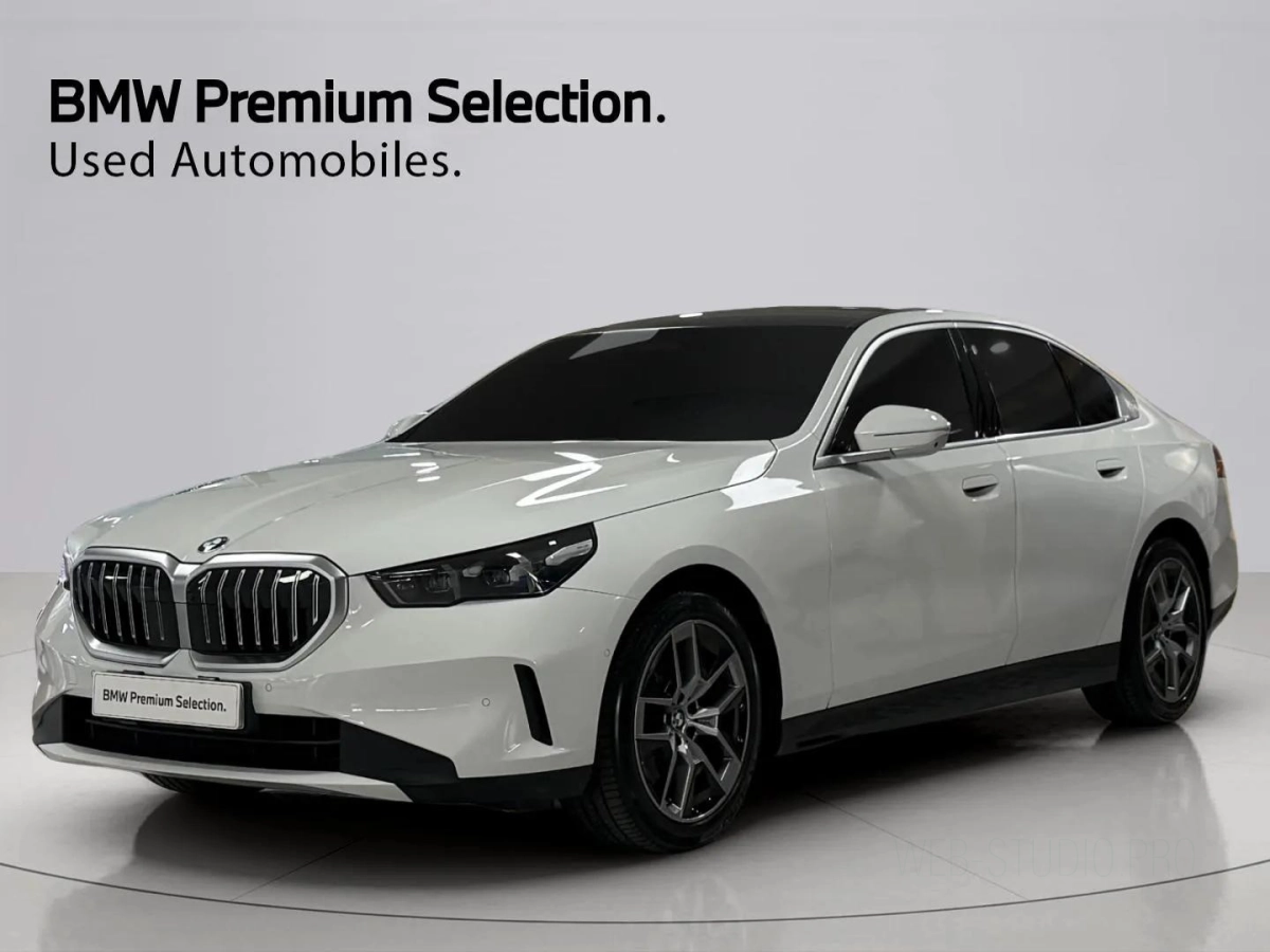 BMW 5-SERIES G60 2024