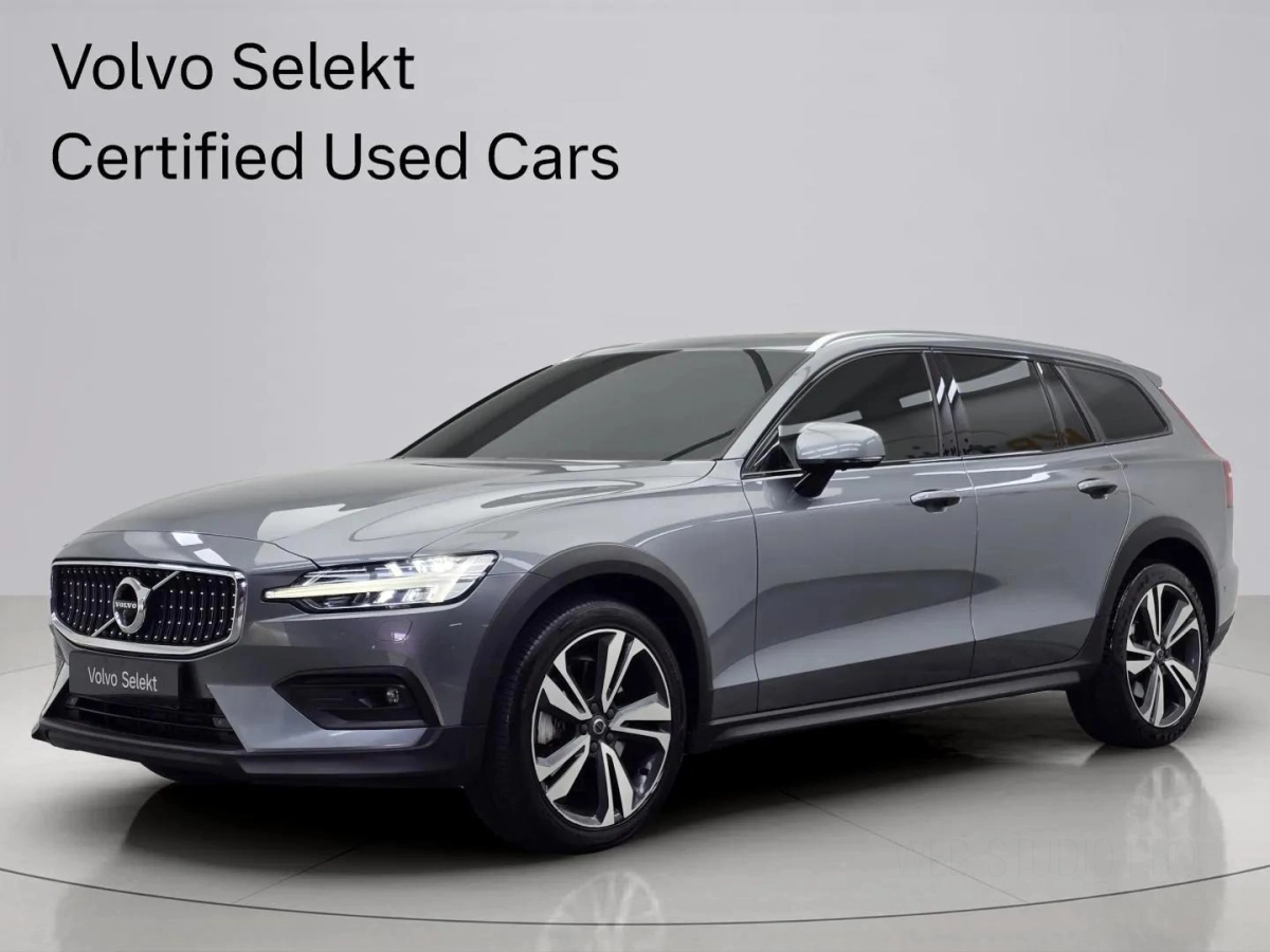 VOLVO V60 CROSS COUNTRY  2021