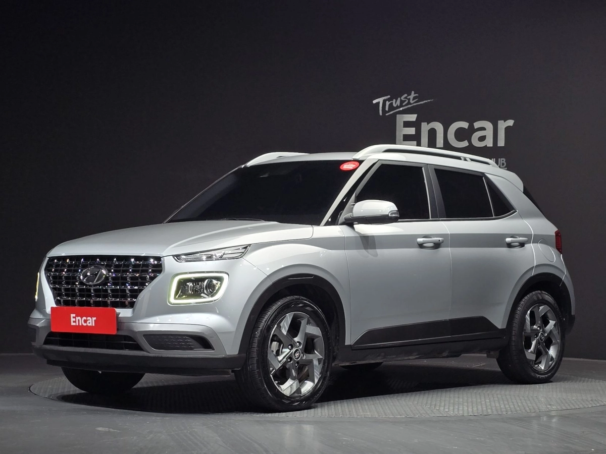 HYUNDAI VENUE  2021