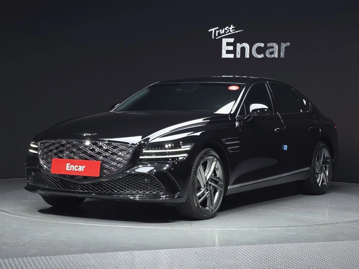 GENESIS G80 RG3  2025