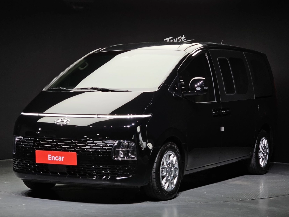 HYUNDAI STARIA 2022