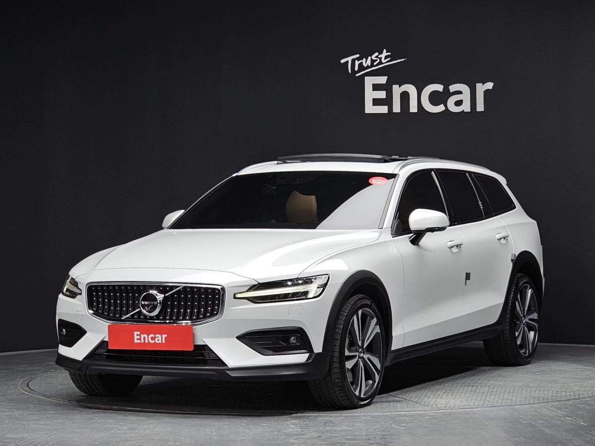 VOLVO V60 CROSS COUNTRY  2020