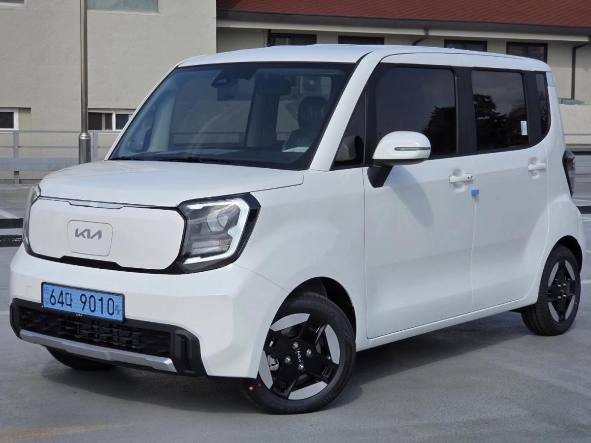 KIA 기아 레3