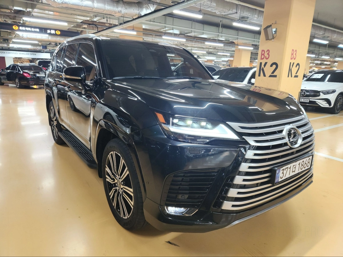 LEXUS LX