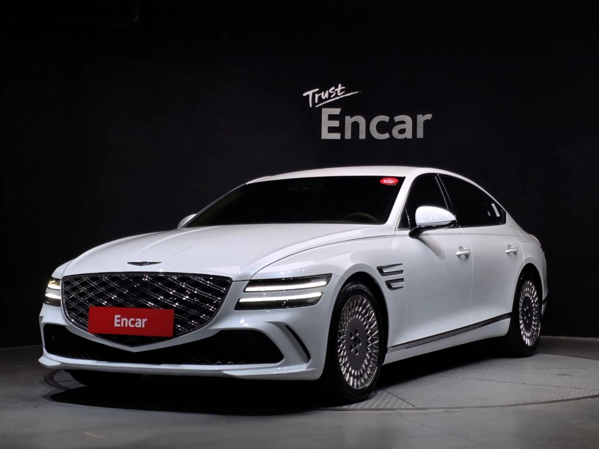 GENESIS G80 RG3  2025