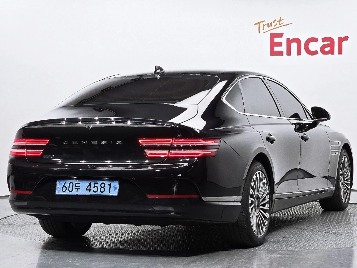 GENESIS ELECTRIC G80 RG3