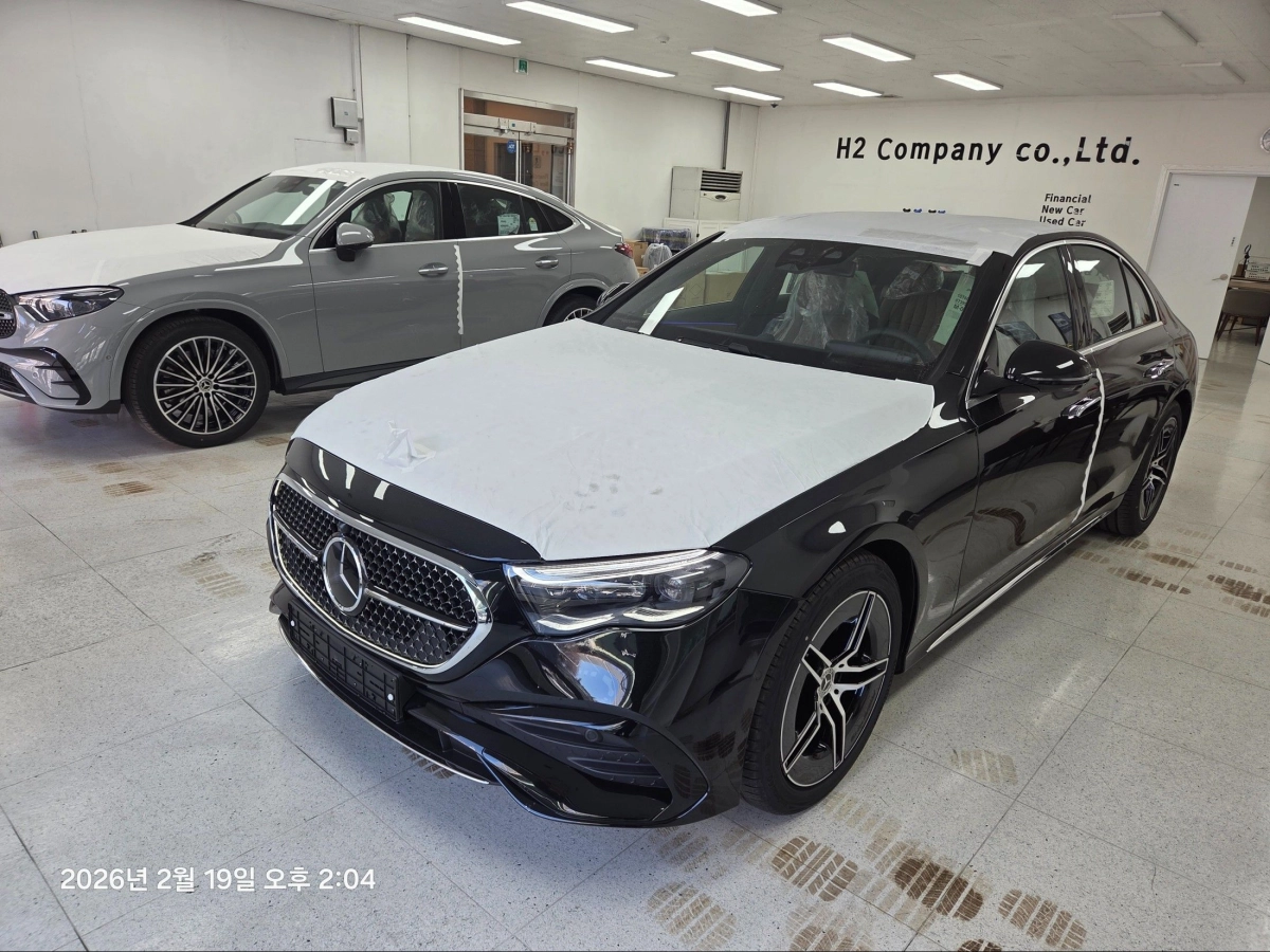 MERCEDES BENZ E-CLASS W214 2026