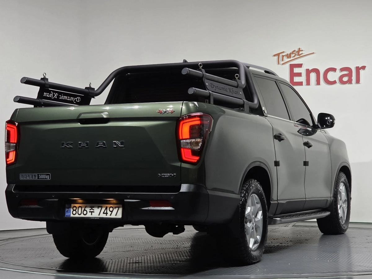 SSANGYONG REXTON SPORTS CAR