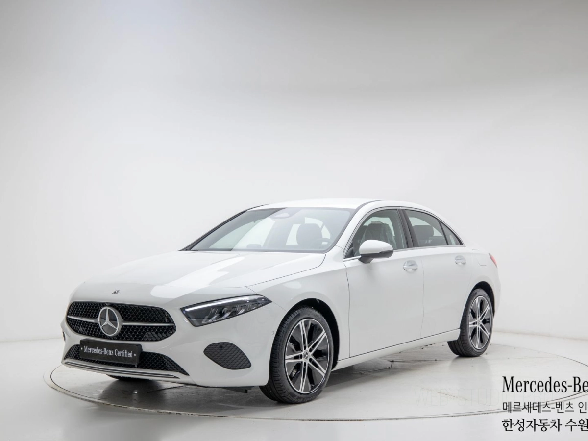 MERCEDES BENZ A-CLASS W177  2025