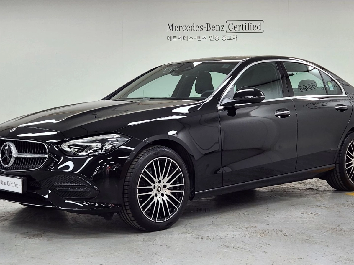 MERCEDES BENZ C-CLASS W206  2025