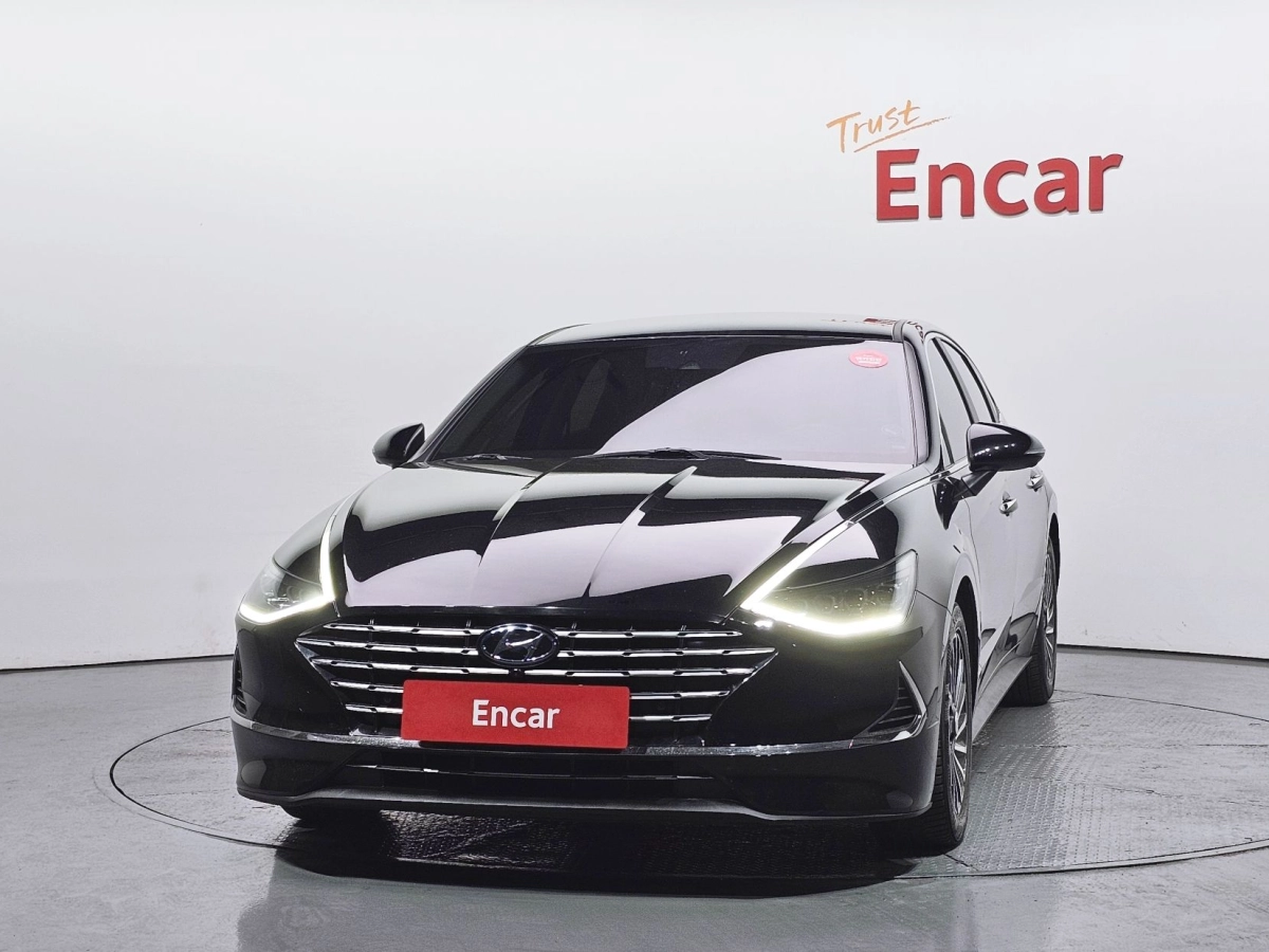 HYUNDAI SONATA HYBRID DN8