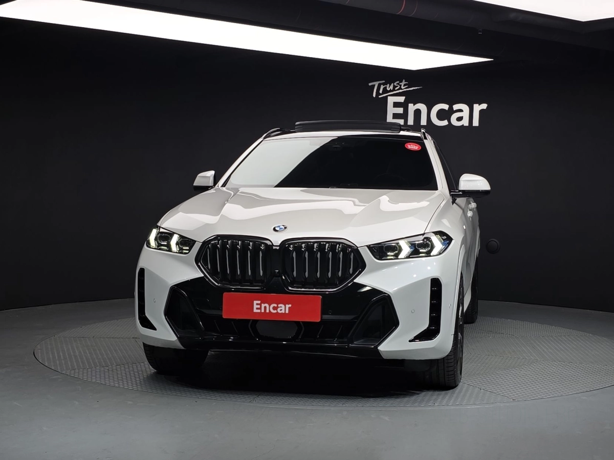 BMW X6 G06