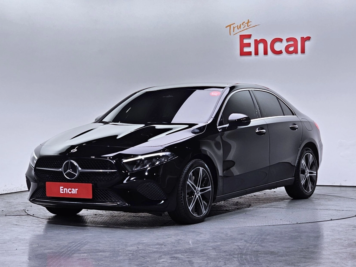 MERCEDES BENZ A-CLASS W177  2025