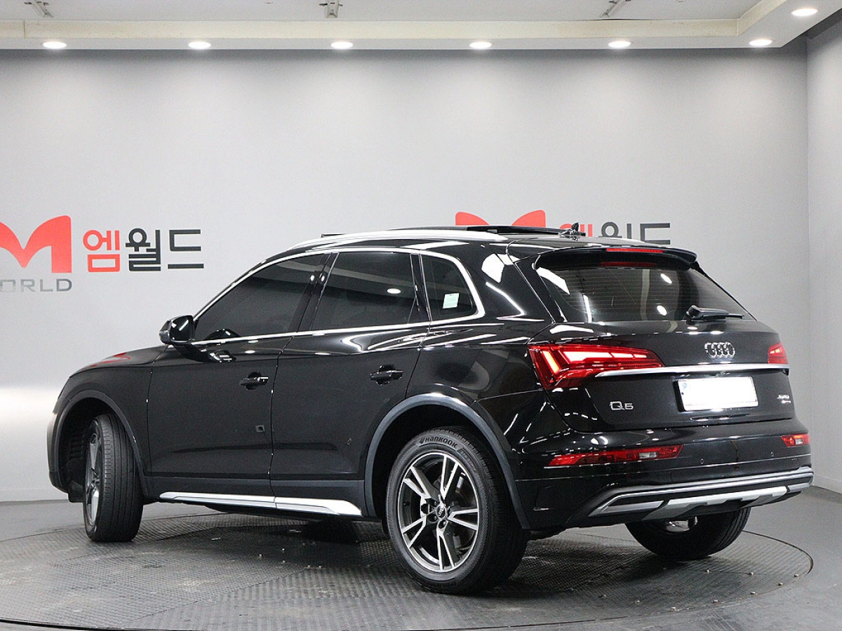 AUDI Q5 FY