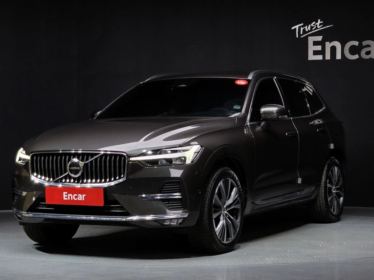 VOLVO XC60  2022