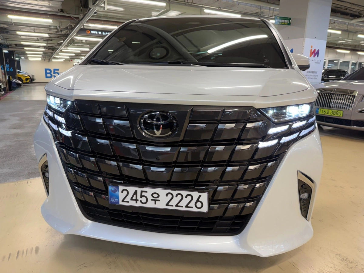 TOYOTA ALPHARD  2024