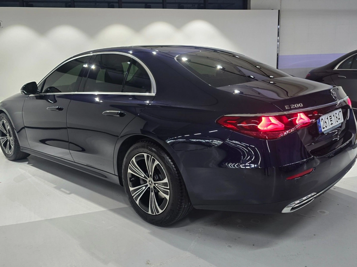 MERCEDES BENZ E-CLASS W214