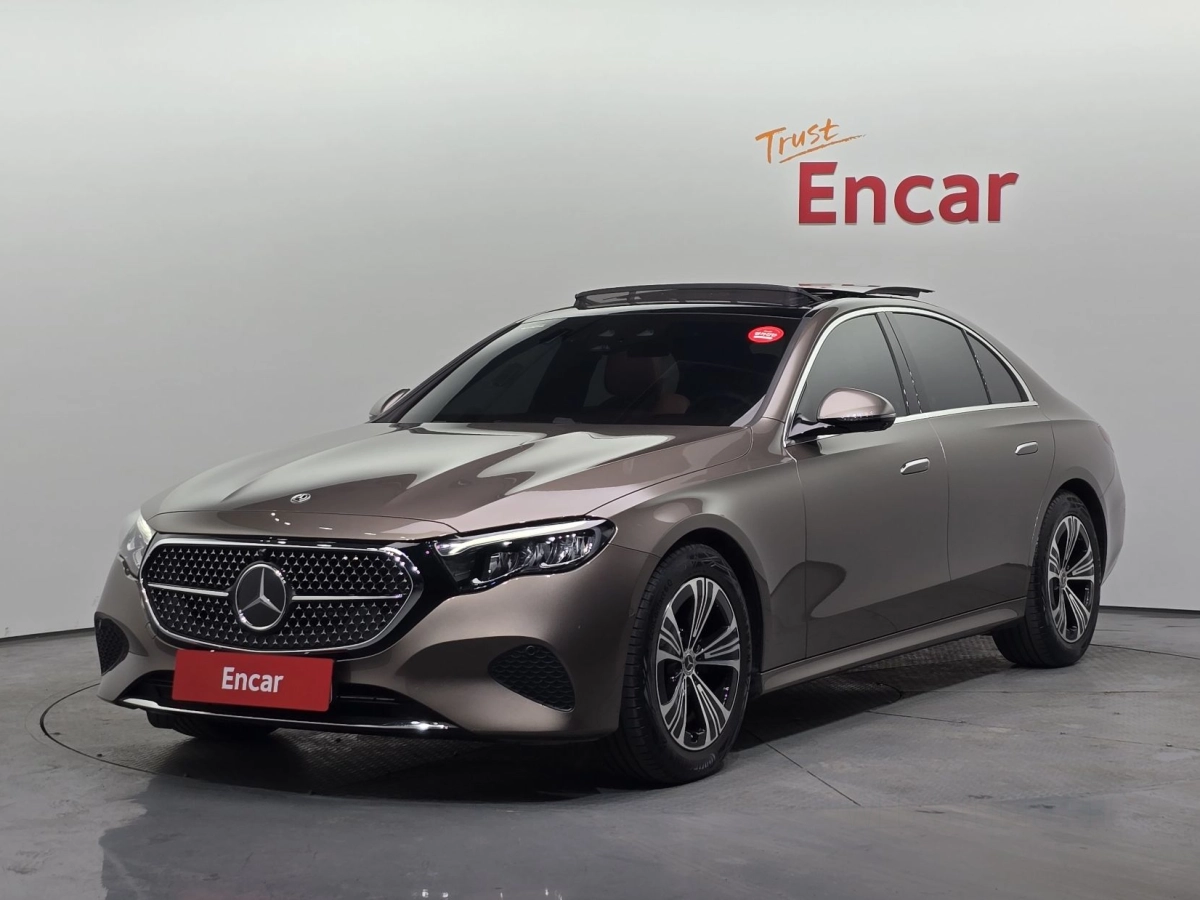 MERCEDES BENZ E-CLASS W214  2025