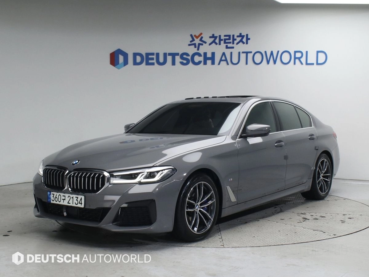 BMW 5-SERIES G30 2022